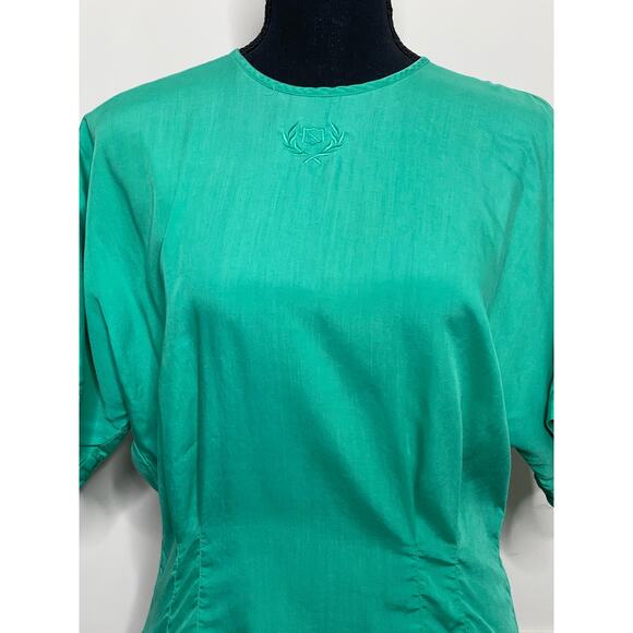 Michelle Stuart Vintage Fitted Blouse Short Sleeve Emerald Green Button Up Back - Picture 2 of 13